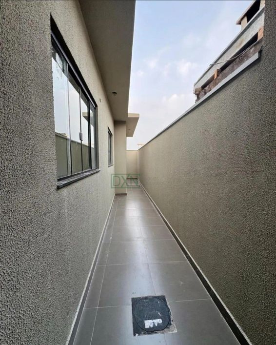 CASA GEMINADA COM 3 QUARTOS E SUITE NO JD BANDEIRANTES EM LONDRINA