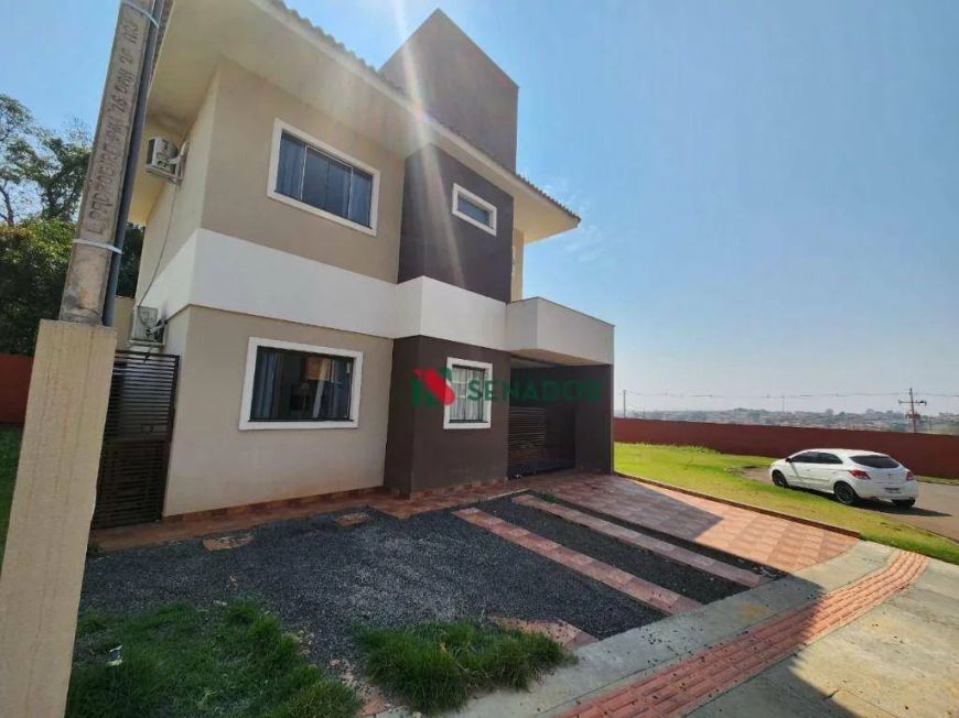 Lindo Sobrado em Condomínio Fechado com 3 dormitórios à venda, 139 m² por R$ 800.000 - Heimtal - Lon