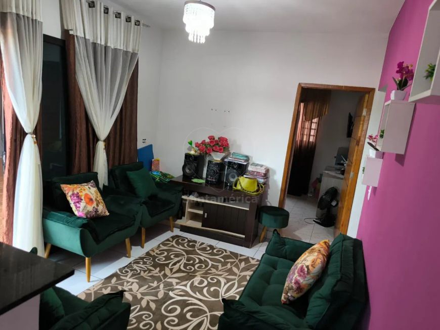Casa à Venda na Região Sul de Londrina com 2 Dormitórios e Closet