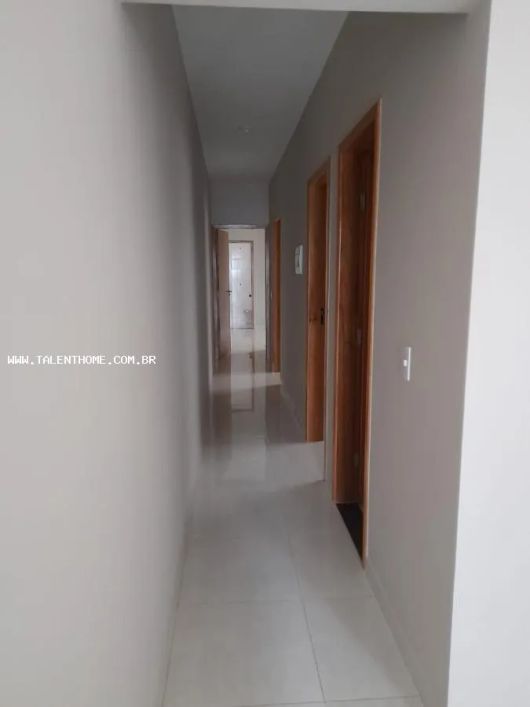 Casa para Venda em Londrina, Jardim São Paulo II, 2 dormitórios, 1 suíte, 2 banheiros, 1 vaga