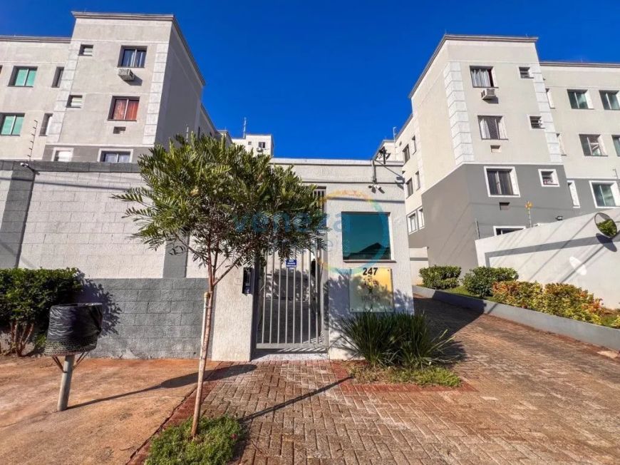 Apartamento com 2 quartos à venda por R$ 200000.00, 47.57 m2 - CENTRO - LONDRINA/PR