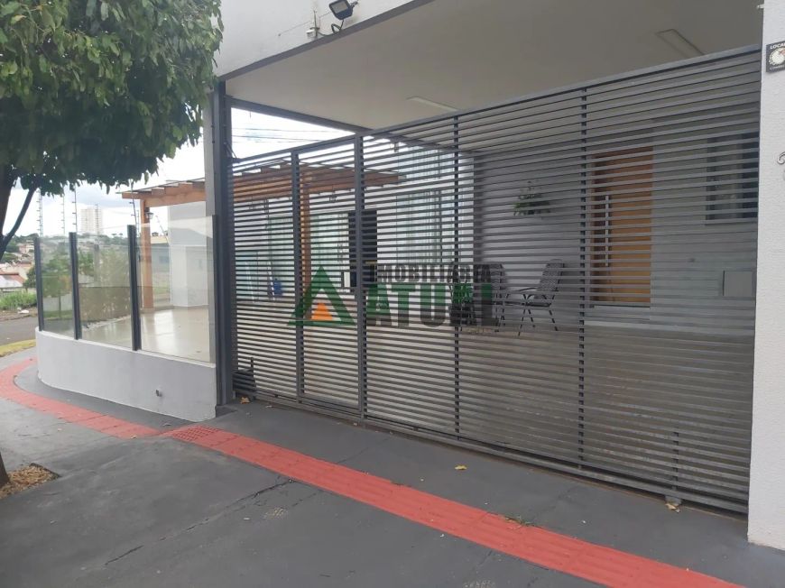 Casa com 3 quartos, sendo 1 suíte na região Norte de Londrina
