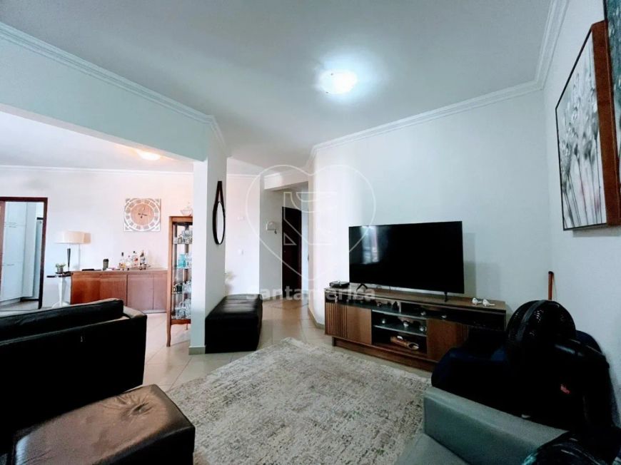 Apartamento á venda no Edifício Coral Gables com 3 dormitórios.