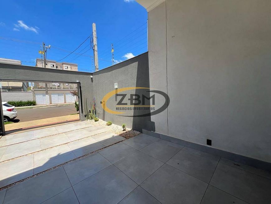 Casa para venda, 03 quartos (01 suíte), 96 m² construção, JD Colinas, Londrina, PR