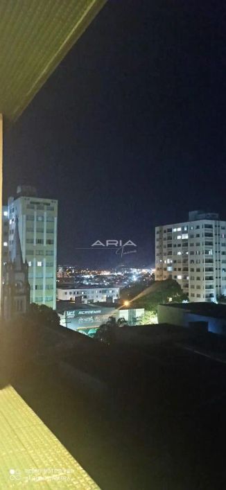 Ed. Santa Ana, Centro Londrina PR , Apartamento à venda com 2 dormitórios.