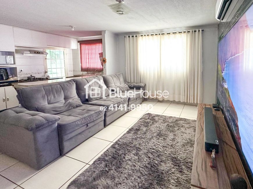 Casa de 2 Quartos sendo 1 suíte em acabamento Premium no Parque Trindade.