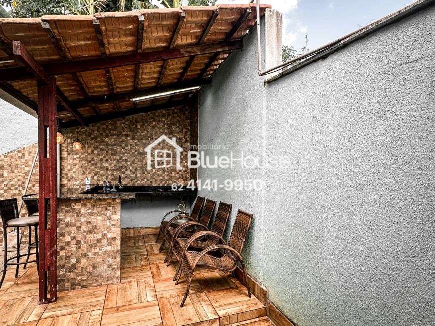 Casa de 2 Quartos sendo 1 suíte em acabamento Premium no Parque Trindade.
