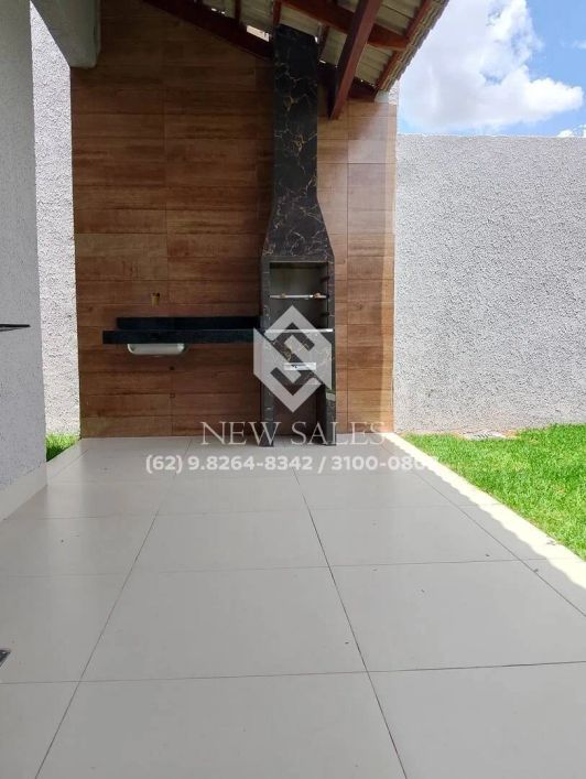 Linda Casa com 3 Quartos sendo 1 Suíte no Colonial Sul