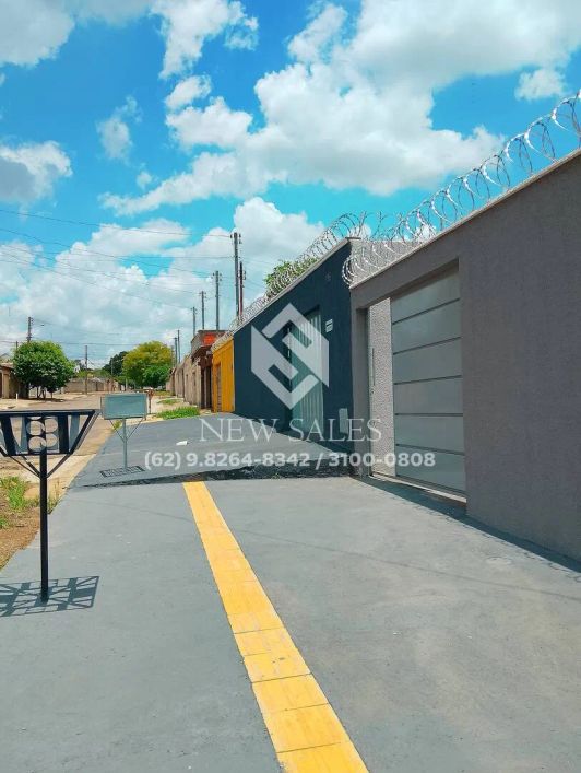Linda Casa com 3 Quartos sendo 1 Suíte no Colonial Sul