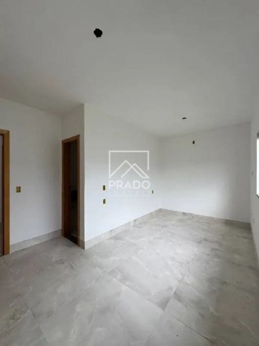 Casa à venda com 2 quartos, Jardim Himalaia, Aparecida de Goiânia, Goiás