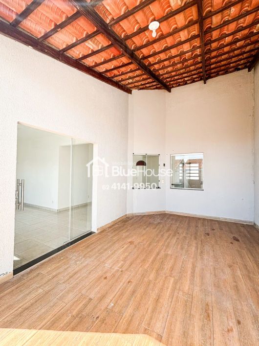 Casa de 3 Quartos sendo 1 suíte no Jd Buriti Sereno em Aparecida de Goiânia