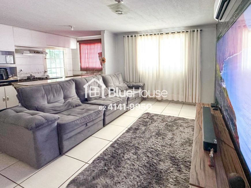Casa de 2 Quartos sendo 1 suíte em acabamento Premium no Parque Trindade.