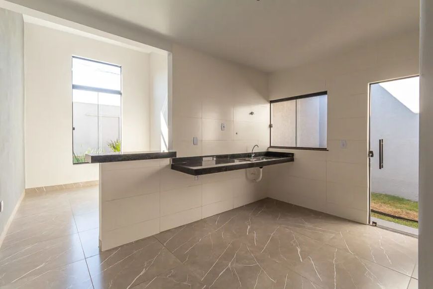 Casa de 2 quartos com área de churrasqueira no Bairro Independência