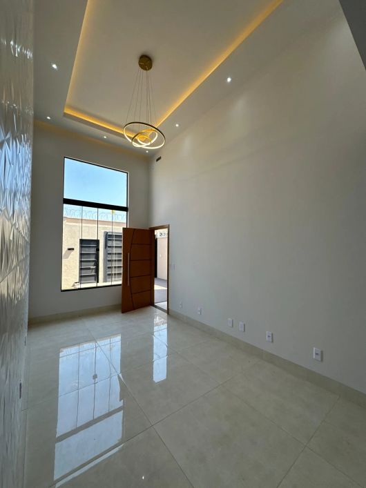 Casa 3Q sendo duas suites de esquina
