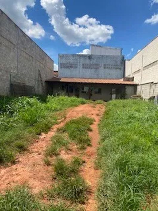 Comercial para Venda em Aparecida de Goiânia, Jardim Eldorado, 2 dormitórios, 1 suíte, 2 banheiros