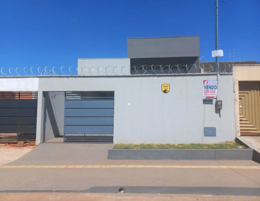 Casa à venda no bairro Jardim Veneza em Aparecida de Goiânia/GO