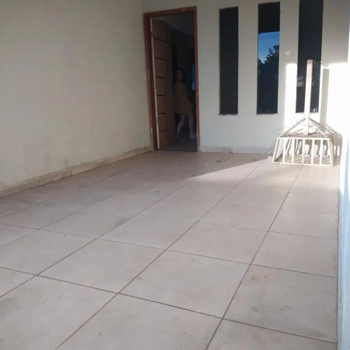 Casa para Venda em Aparecida de Goiânia, Jardim Paraíso, 2 dormitórios, 1 suíte, 2 banheiros, 2 vaga