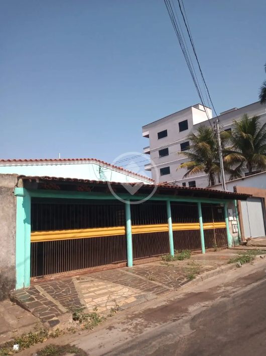 Excelente Casa no Setor Garavelo em Aparecida de Goiâni codigo: 78514