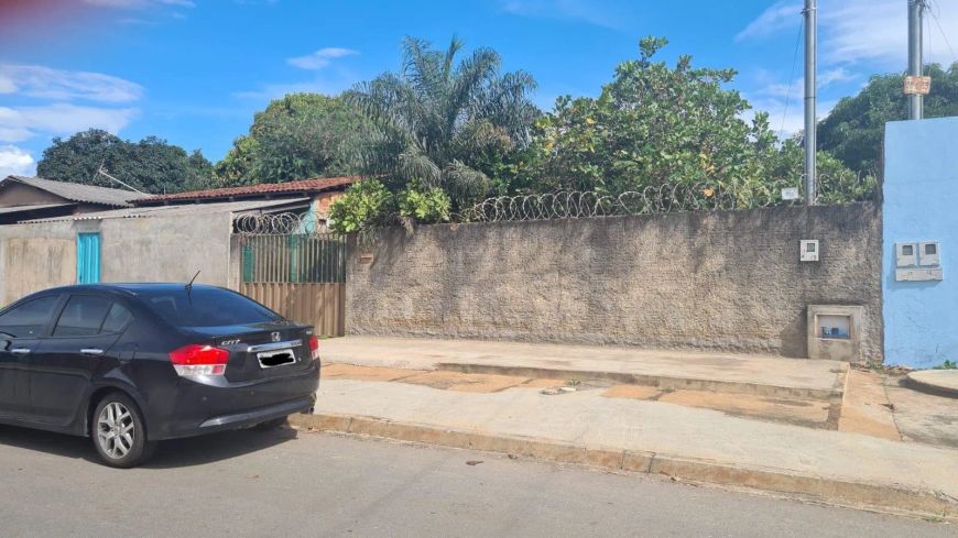 Casa para venda tem 45 metros quadrados com 1 quarto