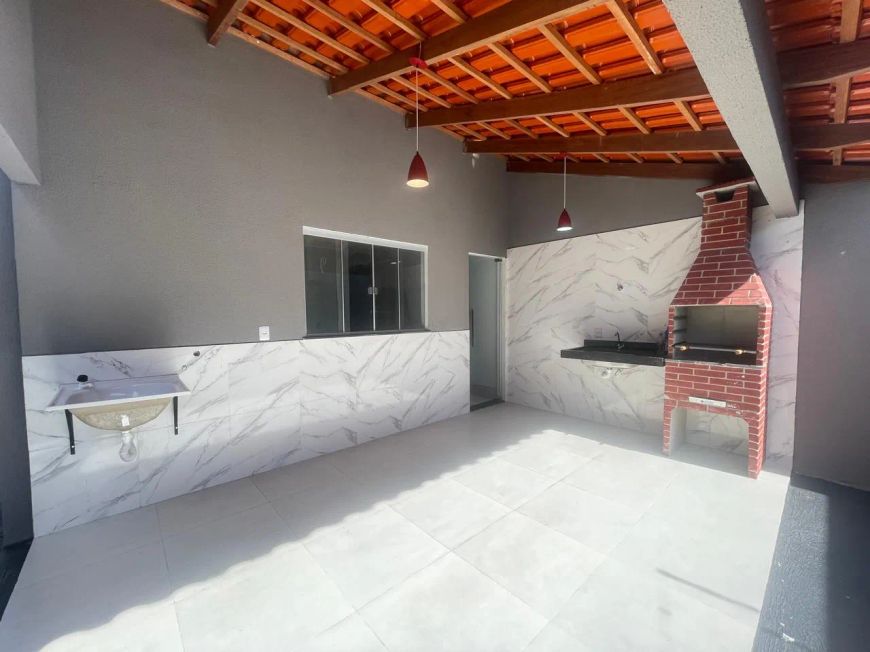 Casa de 3 Quartos sendo uma Suite Setor Vila Maria