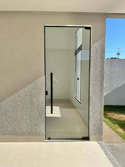 Casa à venda com 3 quartos, Jardim Veneza, Aparecida de Goiânia, Goiás