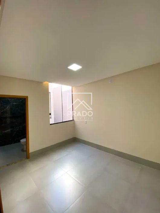 Casa à venda com 3 quartos, Independência, Aparecida de Goiânia, Goiás