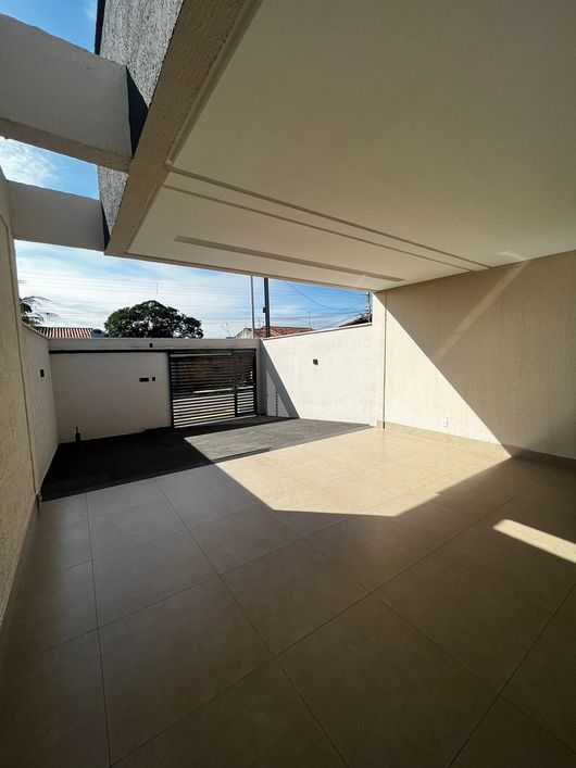 Casa a venda com 120 m², 3 quartos, 1 suíte, Parque Hayala - Aparecida de Goiânia - GO