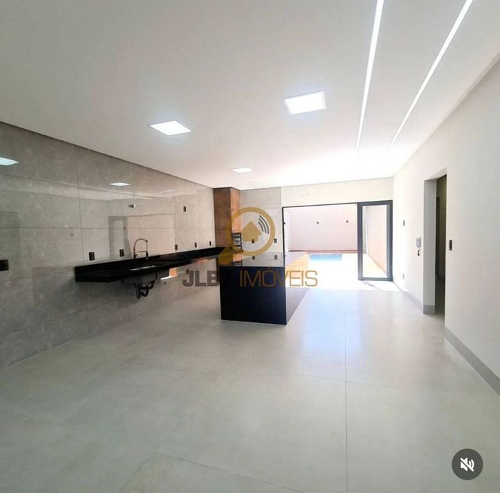 Casa com 3 quartos à venda com 200 m² no Setor São Luiz em Aparecida de Goiânia