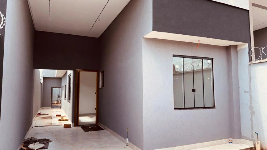 Serra Dourada III Aparecida de Goiânia Casa de Rua com 3 Quarto(s) e 3 banheiro(s) à Venda, 110 por