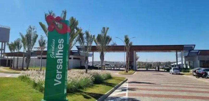 Lote - Polo Empresarial