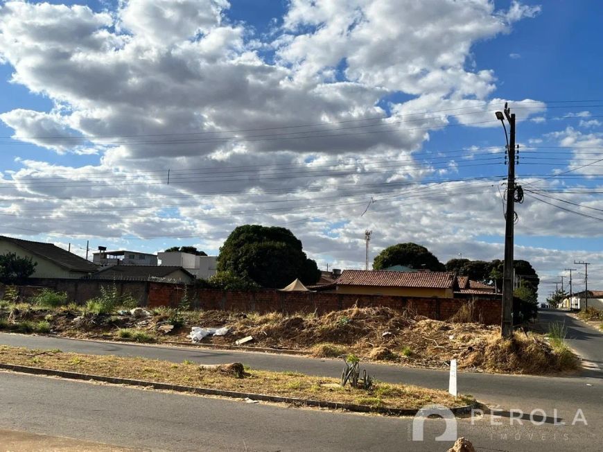 Lote / Terreno em Jardim Tropical - Aparecida de Goiânia