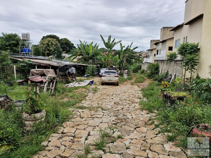 Área para Venda em Aparecida de Goiânia, Cidade Vera Cruz