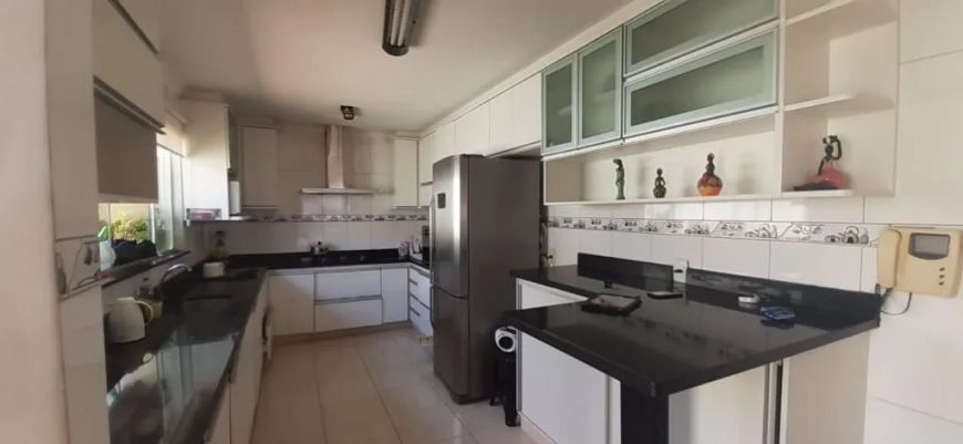 Casa de 280 m² com 03 quartos à venda por R$ 580.000 no Setor Garavelo Residencial Park - Aparecida
