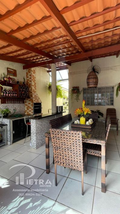 Imóvel para venda tem 180 metros quadrados com 3 quartos em Parque Amazônia - Goiânia - GO
