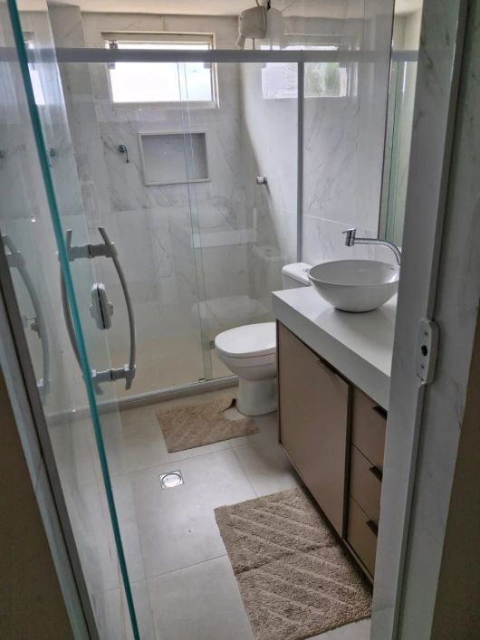 Cobertura à venda em Jardim Armação, com 203m², 4 quartos (1 suíte), nascente, localização
