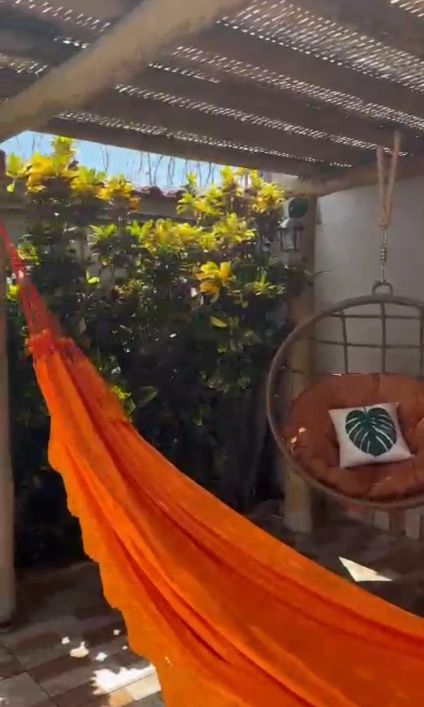 CASA TOP, PORTEIRA FECHA ,PERGOLADO, PISCINA AQUECIDA COM LED,,CASCATA,3q,1S,RICO ARMÁRIOS,FINANCIA