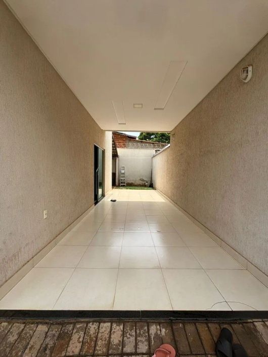 Casa em condominio fechado de 115,00 m² - Sitios Santa Luzia - Ap. de Goiânia