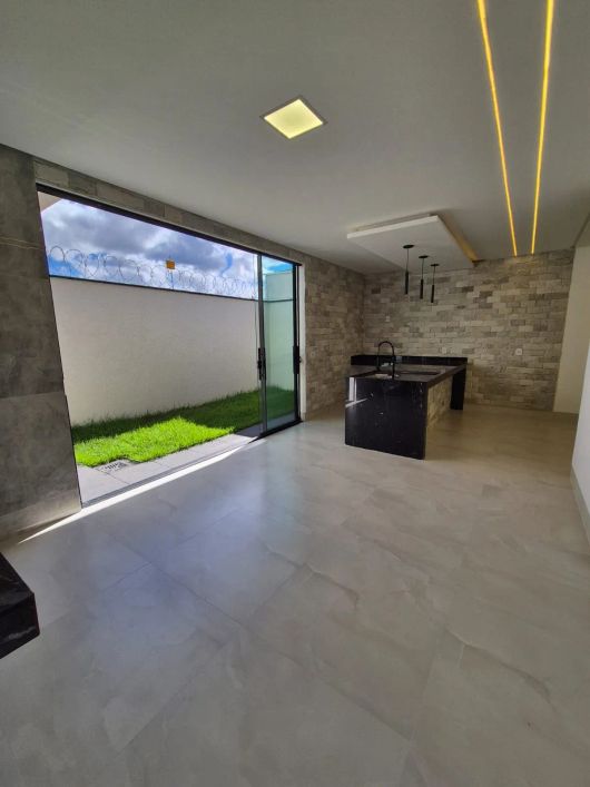 Casa para venda ALTO PADRÃO OPORTUNIDADE Bairro Cardoso - Aparecida de Goiania