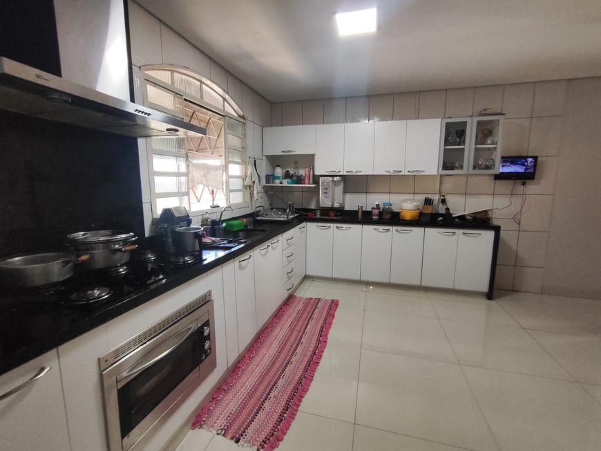 Casa 03 quartos 180 mts lote 570 mts Vila Oliveira - Aparecida de Goiânia - GO
