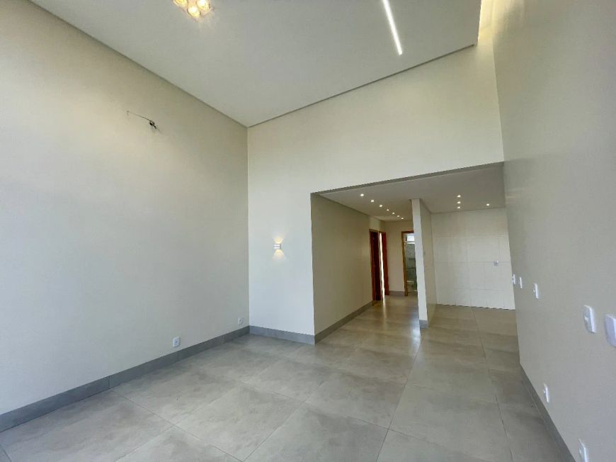Casa em Setor Chácara São Pedro - APARECIDA DE GOIÂNIA - GO