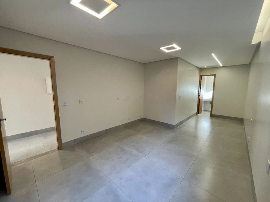 Casa em Setor Chácara São Pedro - APARECIDA DE GOIÂNIA - GO