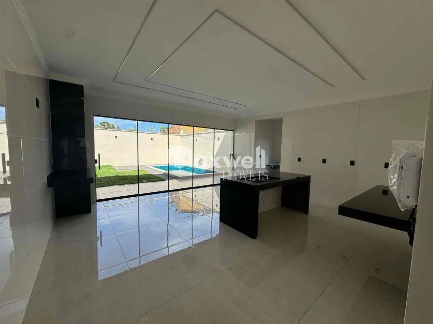 Casa de alto padrão com piscina à Venda, Vila Oliveira, Aparecida de Goiânia, GO