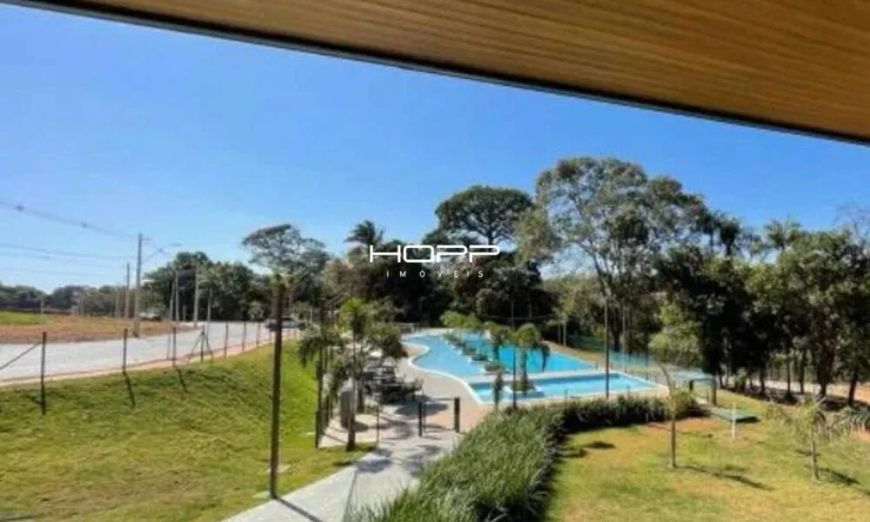 Lote a venda no Jardins Versalhes
