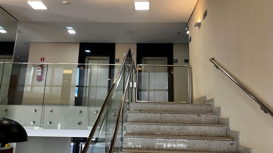 Sala/Conjunto para venda possui 45 metros quadrados.