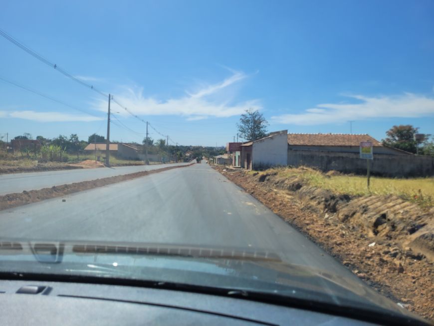 Jardim das Cascatas - Avenida dupla, Asfalto e Água