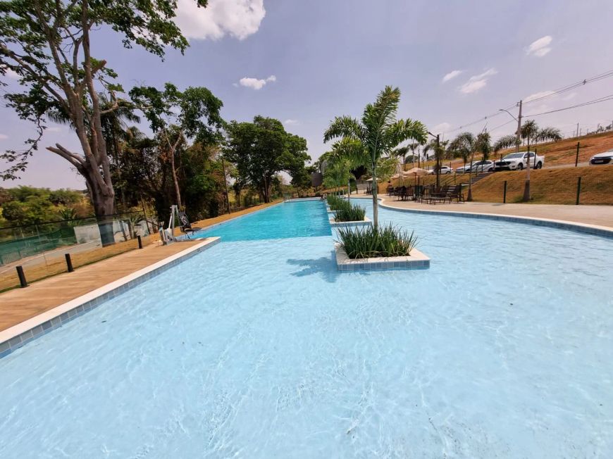 Ágio Ágio a venda Jardins Versalhes Lote Lote à Venda, 274.6 por R$ 370.710 no setor Polo Empresaria