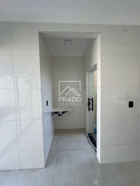 Casa à venda com 3 quartos, Vila Oliveira, Aparecida de Goiânia, Goiás