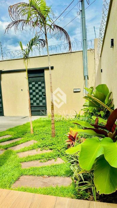 Linda casa 3 quartos 1 suíte, piscina - Vila Brasilia