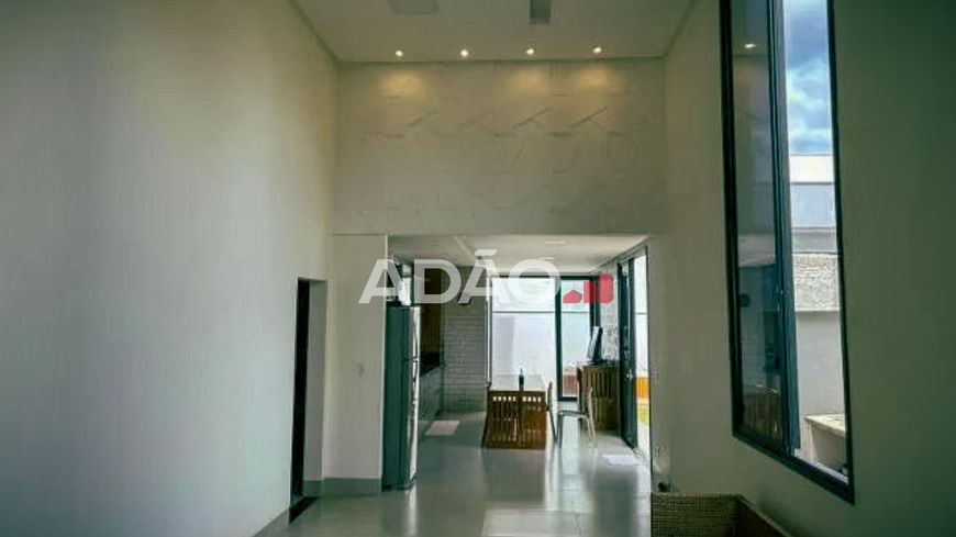 Vendo casa térrea de alto padrão no Parqville Jacarandá Casa em Condomínio com 3 Quarto(s) e 4 banhe
