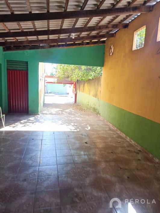 Casa Comercial em Parque Veiga Jardim - Aparecida de Goiânia